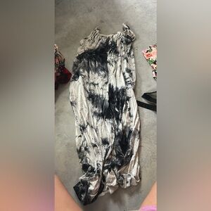 Closet clean out! Dress bundle!